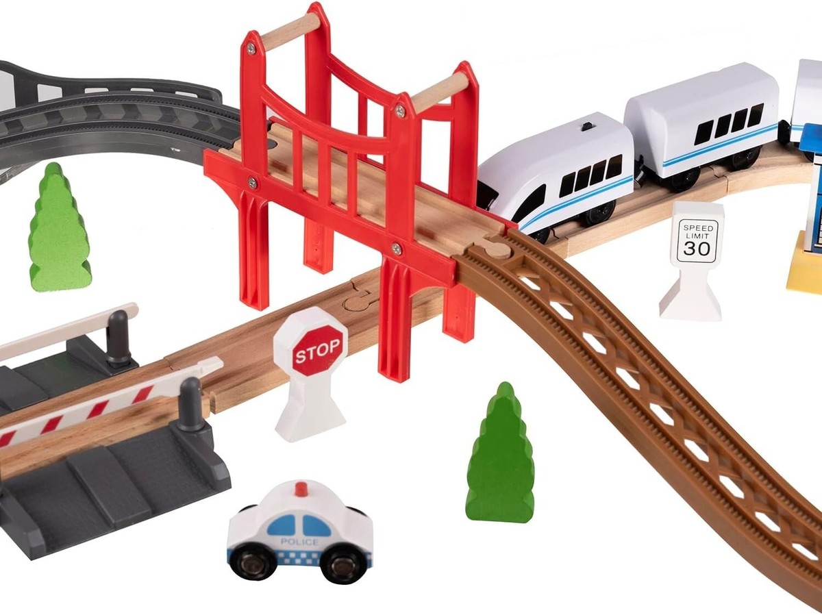 Circuit de Train en Bois avec Accessoires – Wooden Track for Motor Cars – Image 3