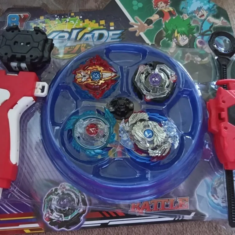Set Beyblade Burst avec Arène + 4 Toupies + 2 Lanceurs – Image 3